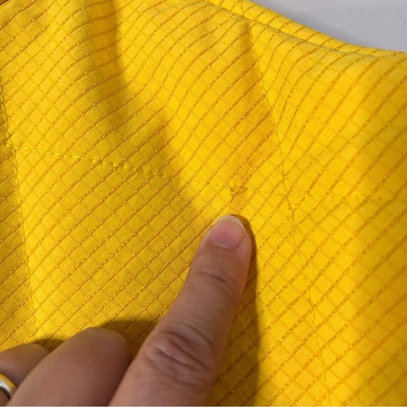 Tommy Hilfiger Vintage Yellow Quilted Vest  Insert Women’s Medium Outerwear Fall - Picture 10 of 16